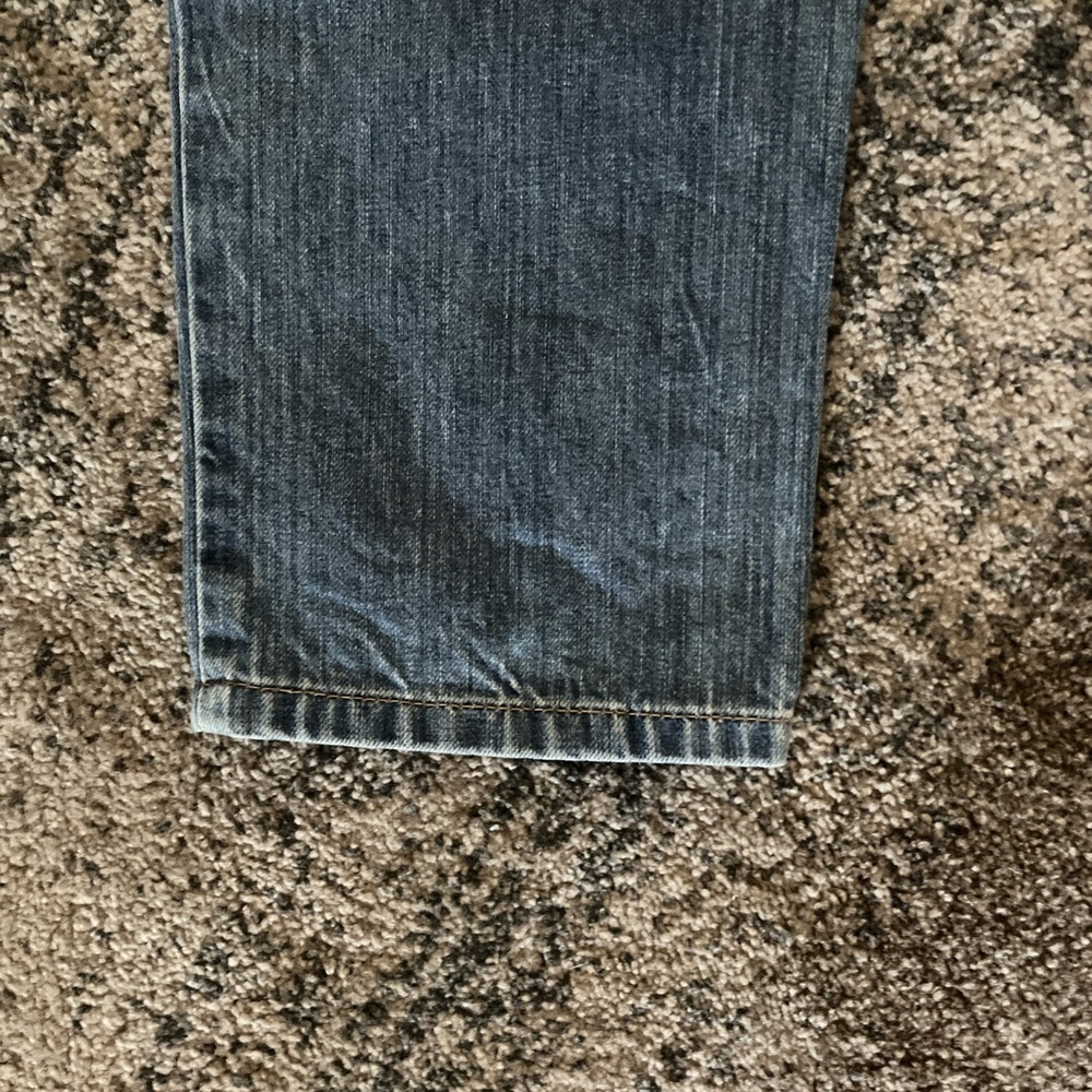 Women's Size 29 GUESS Los Angeles Distress  Style Jeans - Picture 5 of 9